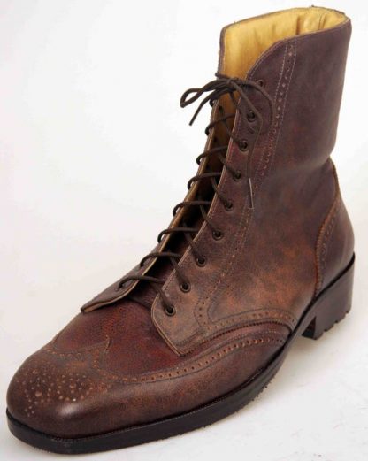 200mm high Derby boots with wing caps and pattern