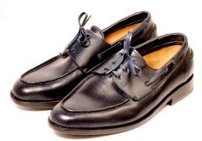 Deck shoes for gentleman with flat foot and bunions pair